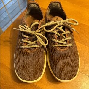 Women’s Allbirds Tree Runners-like new